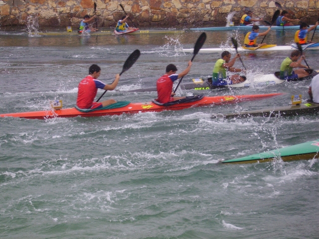 Regatas de piraguismo en Lugo